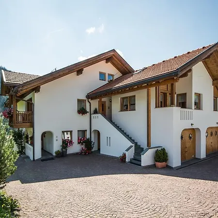 Tino Apartment La Valle